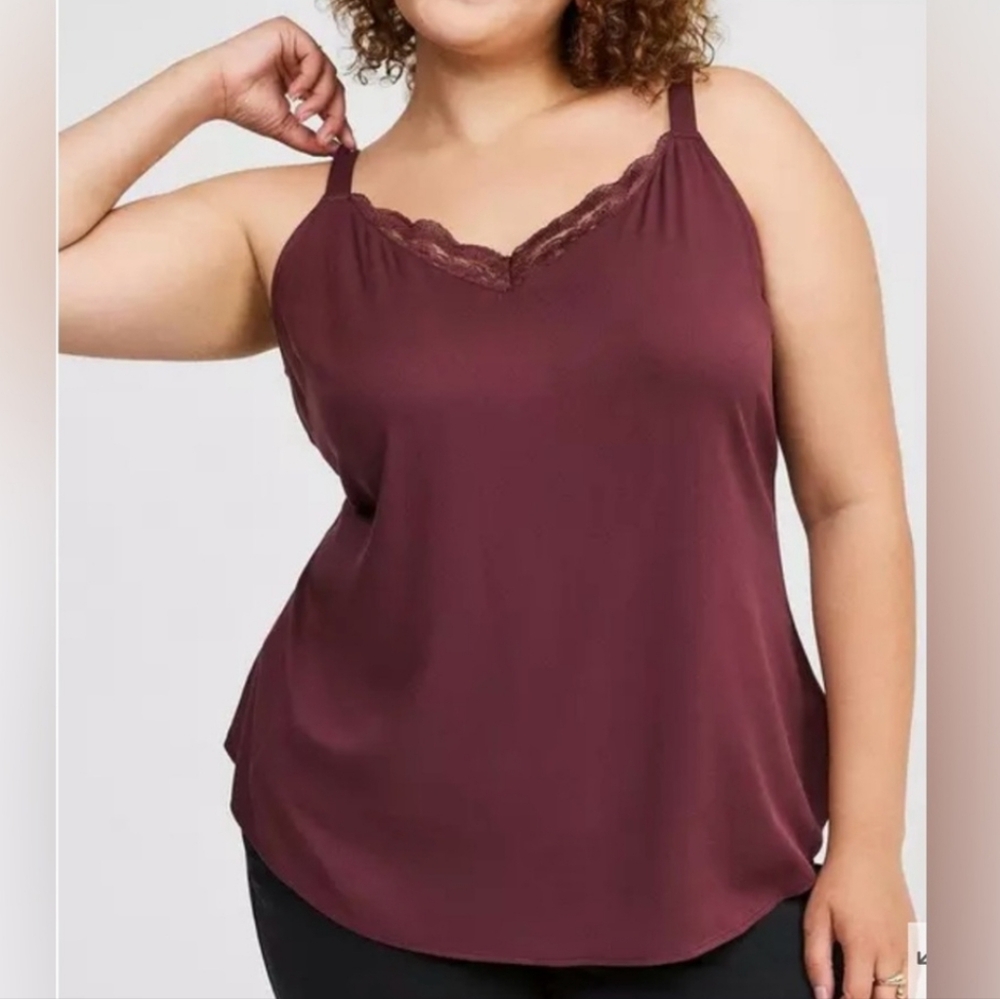NEW Torrid Lace Trim Cami Size 5  5X NWT